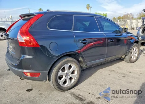 2012 Volvo Xc60 3.2 z USA, uszkodzony, nr VIN YV4940DL9C2247264